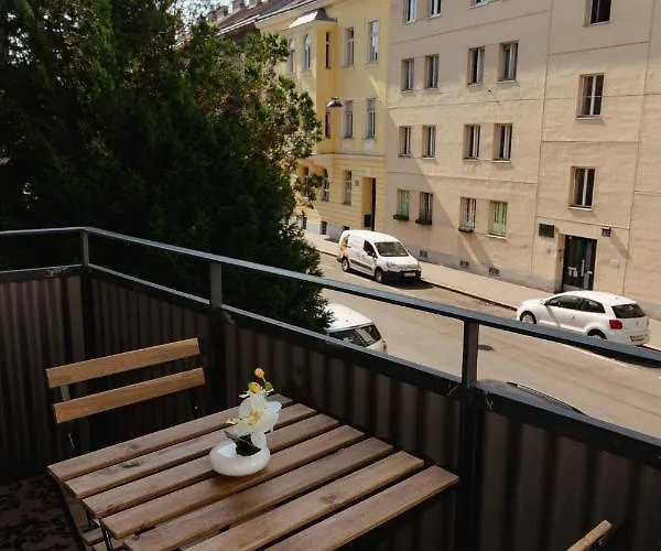Beautiful 2-bedroom Near Schoenbrunn Apartamento Viena