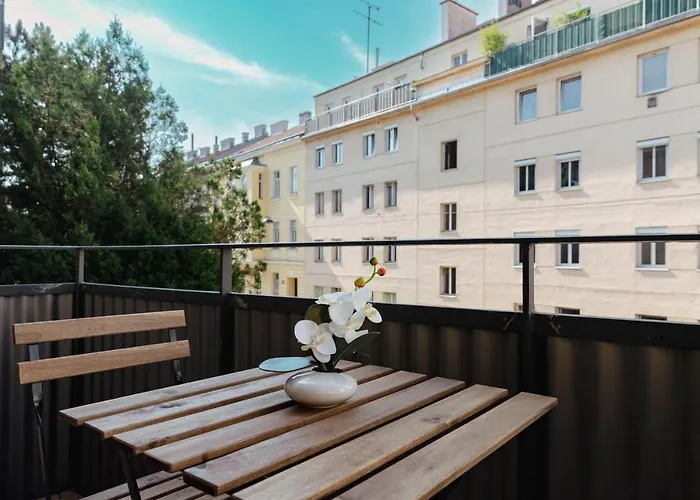 Beautiful 2-bedroom Near Schoenbrunn Viena