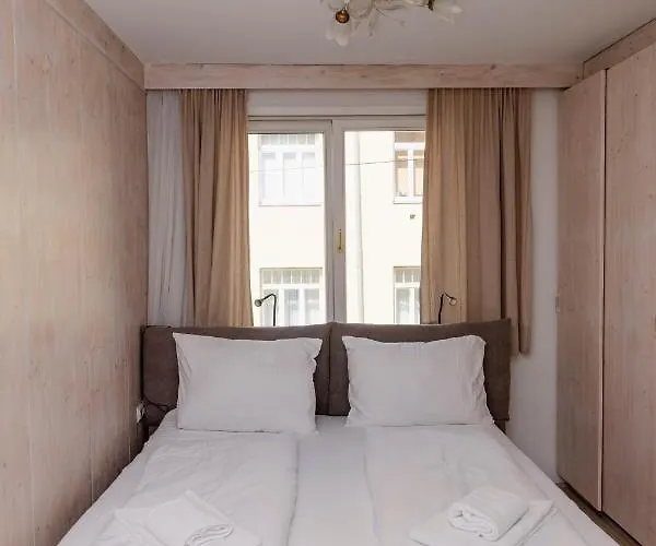 Apartamento Beautiful 2-bedroom Near Schoenbrunn