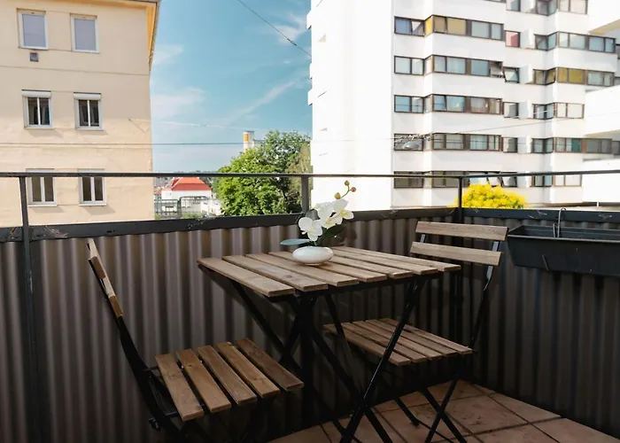 Beautiful 2-bedroom Near Schoenbrunn Apartamento *