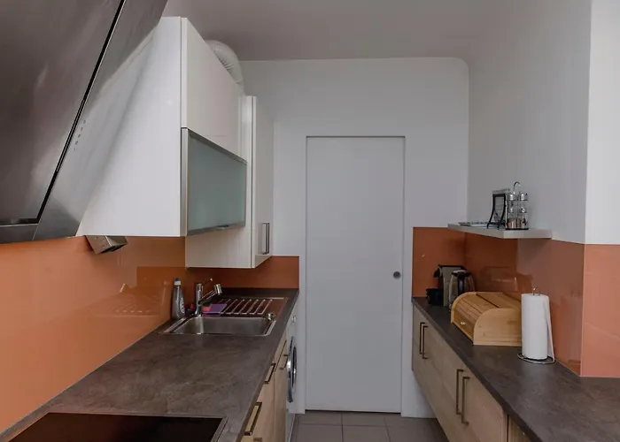 Beautiful 2-bedroom Near Schoenbrunn